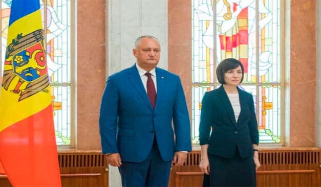 Maia Sandu şi Igor Dodon se vor întâlni în turul doi, pe 15 noiembrie, în alegerile prezidenţiale din Republica Moldova