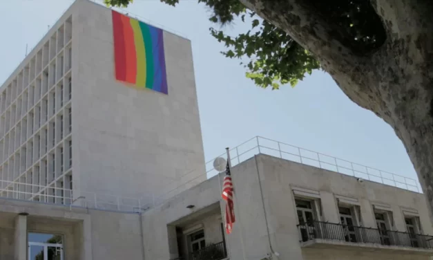 Burse pentru cei care promovează Agenda 2030 și drepturile LGBT din partea Ambasadei SUA în Spania