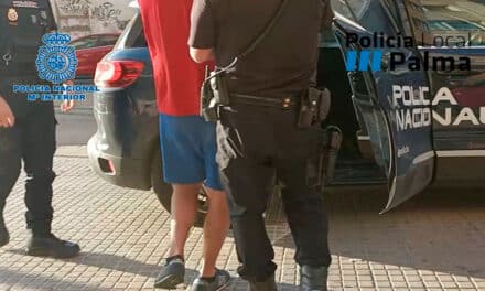 Român arestat după ce a ridicat un pachet cu droguri de la o firmă de curierat!