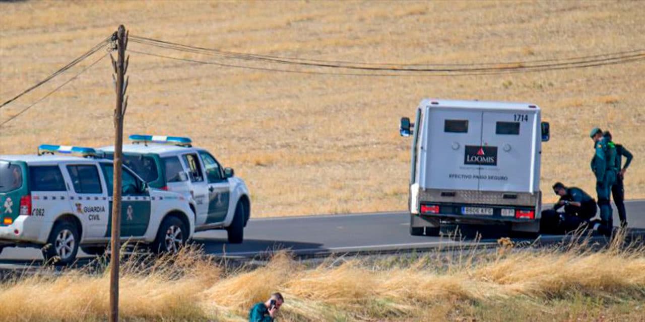 Trei morți și mai mulți polițiști răniți într-un schimb de focuri în Spania(video)