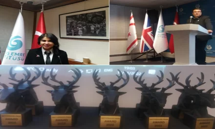 Acordarea premiilor literare de către Editura Hertfordshire Press la Londra